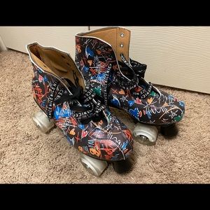 Graffiti light up wheel roller skate women’s size 10/11